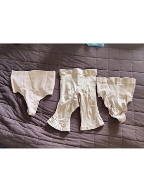 Skims Shapewear Bundle - Nude Tone,Sizes S/M, XXS/XS,High-Waist Briefs,Mid-Thigh